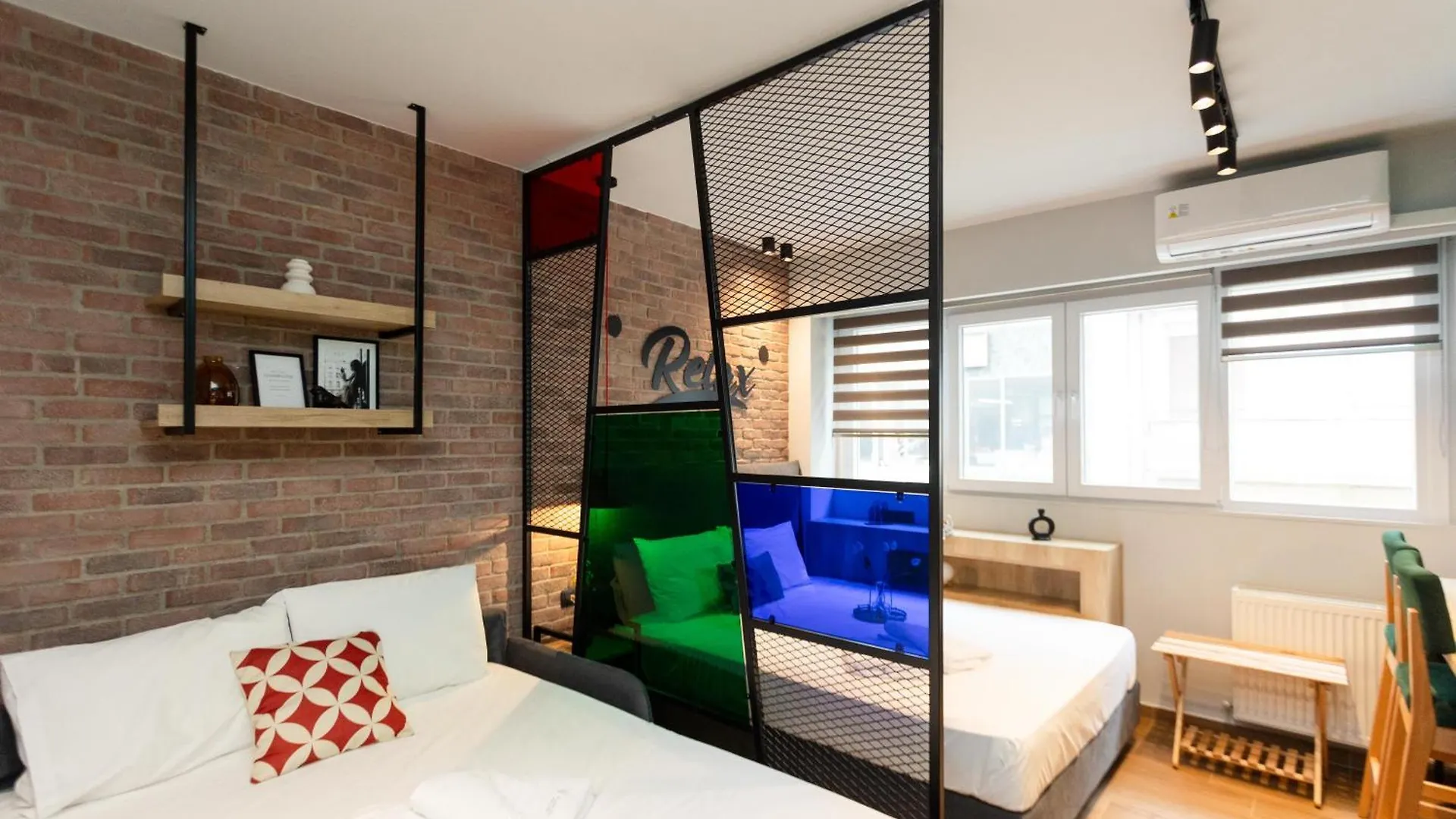 Daire Valaoritou 3 Luxury Rooms Selanik
