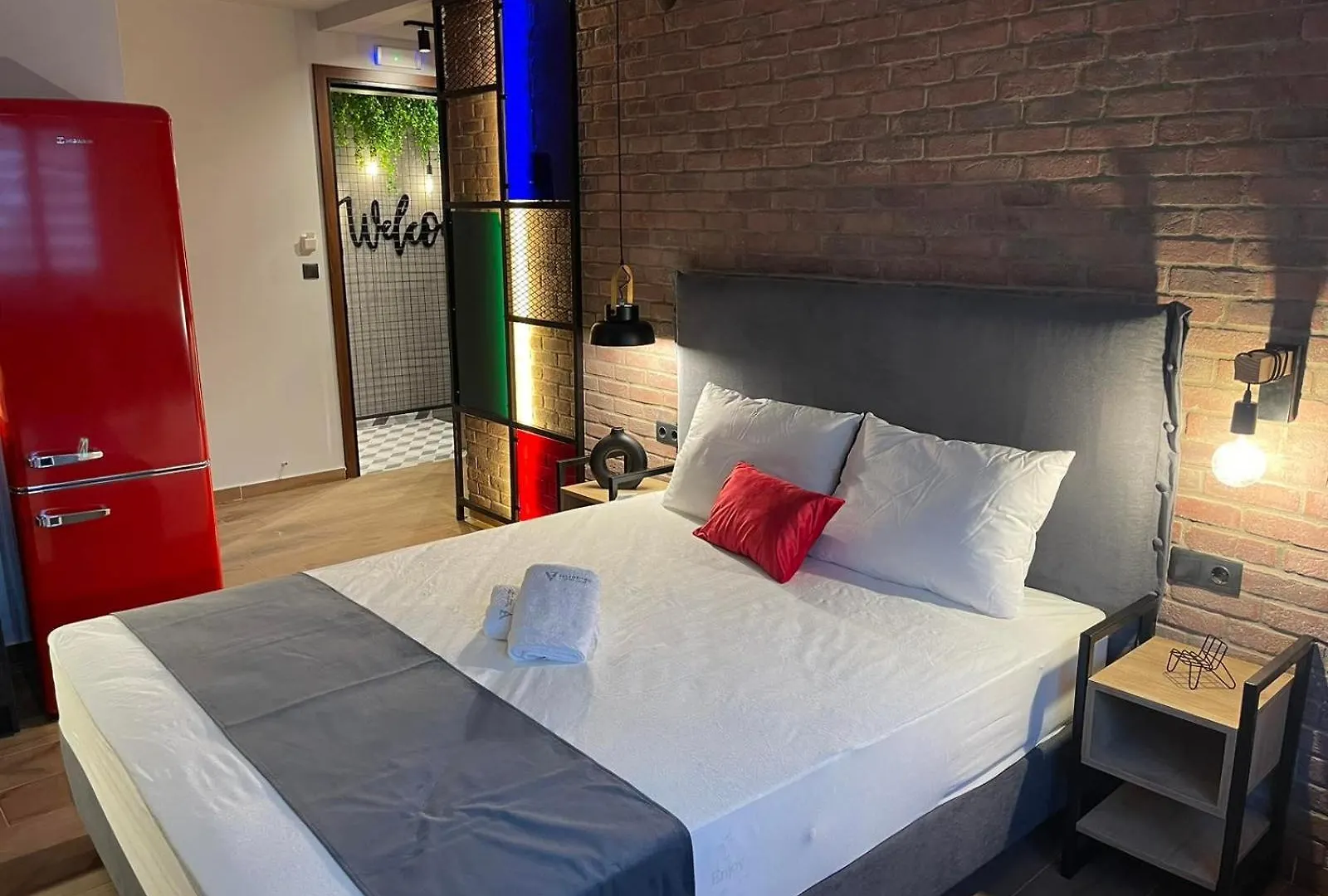 Valaoritou 3 Luxury Rooms Selanik